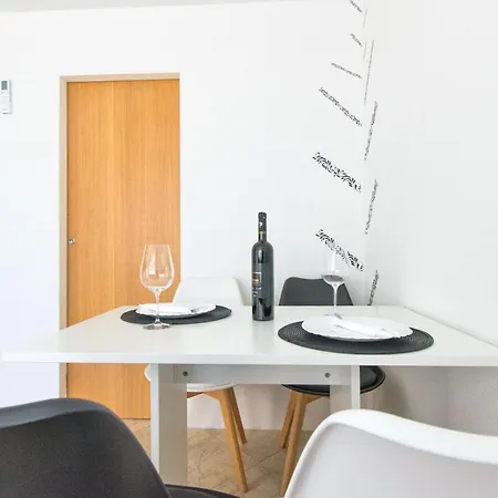 Centar Apartment Postira