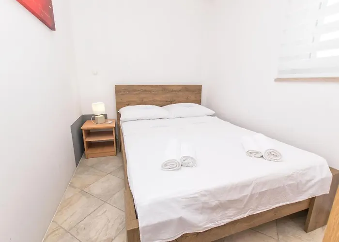 Apartment Centar Postira